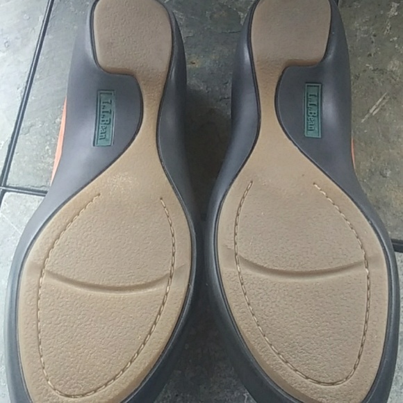 L.L Bean slip on shoes - Picture 3 of 5